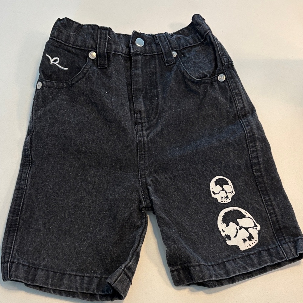 ROCAWEAR black denim shorts